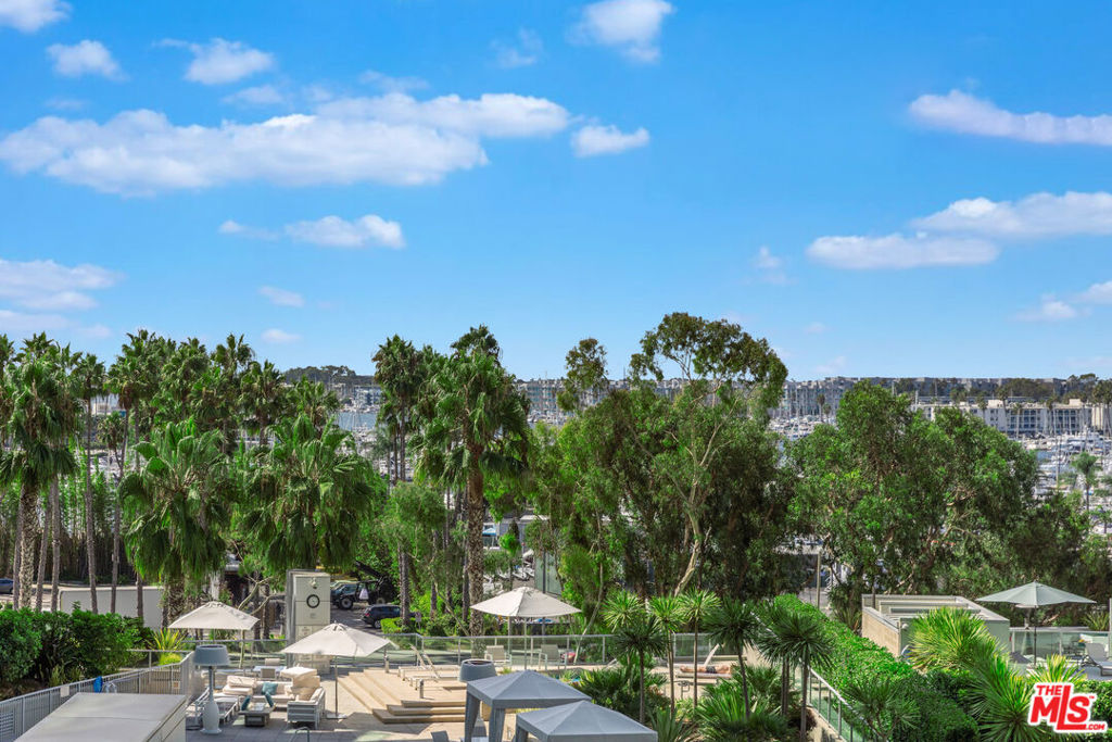 13600 Marina Pointe Drive #602