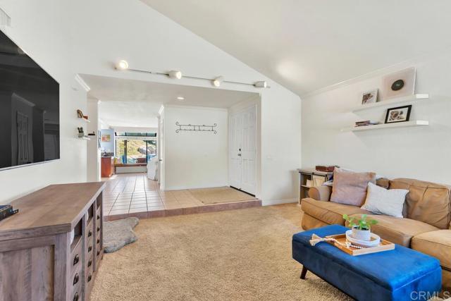 Detail Gallery Image 13 of 65 For 4153 Golden Star Ct, La Mesa,  CA 91941 - 4 Beds | 3 Baths