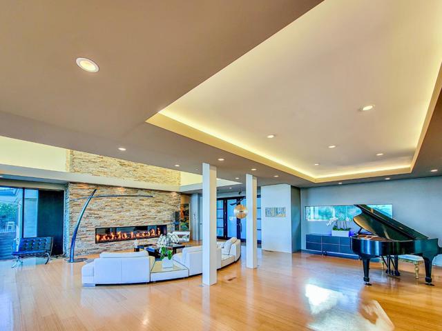 24860 Olive Tree Lane, Los Altos Hills CA: https://media.crmls.org/mediaz/8785a3c3-6bd4-451a-a81f-73dcdaefdd57.jpg