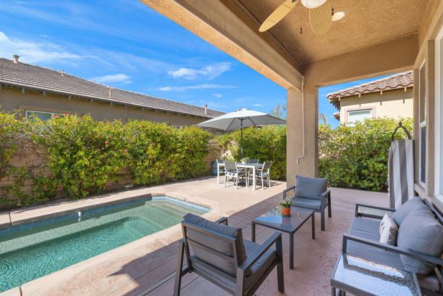 37 Shoreline Drive, Rancho Mirage CA: https://media.crmls.org/mediaz/878659c5-3029-45e0-bf90-3ff8f426b01e.jpg