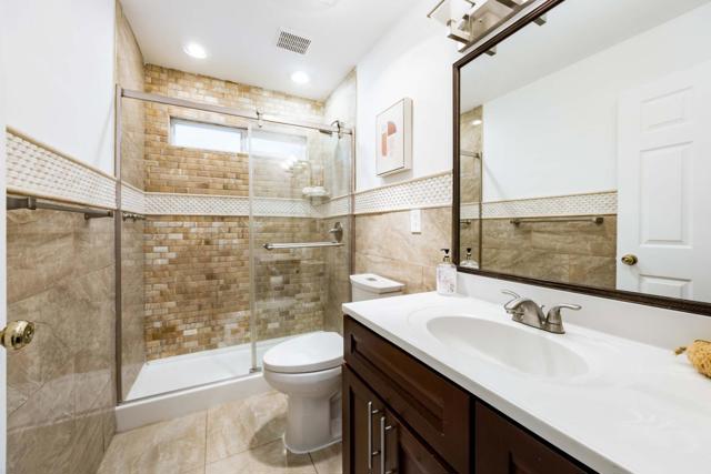 0 Claremont Avenue, Redwood City CA: https://media.crmls.org/mediaz/87888eee-2ef3-40d3-ab2f-12f234c03f38.jpg