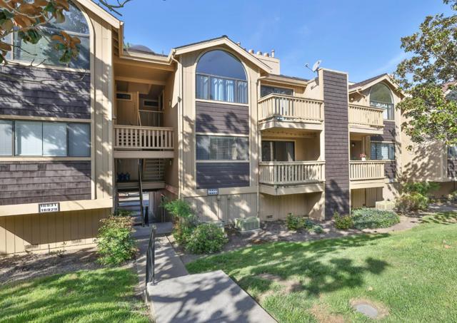 16933 Sorrel Way, Morgan Hill CA: https://media.crmls.org/mediaz/8788f5df-47cb-4906-91ef-cef12a09b042.jpg