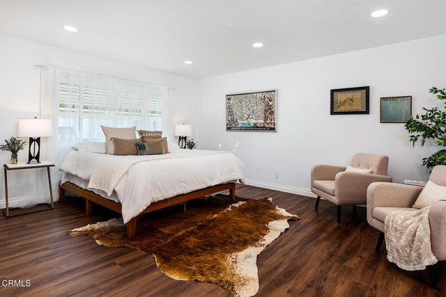 Detail Gallery Image 17 of 27 For 385 S Oakland Ave #205,  Pasadena,  CA 91101 - 3 Beds | 2 Baths