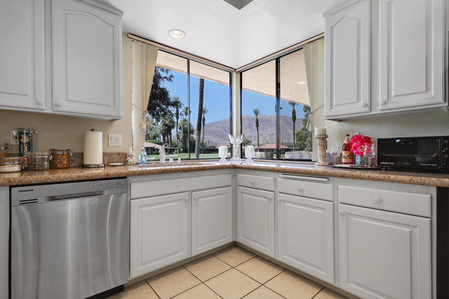 25 Malaga Drive, Rancho Mirage, CA 92270