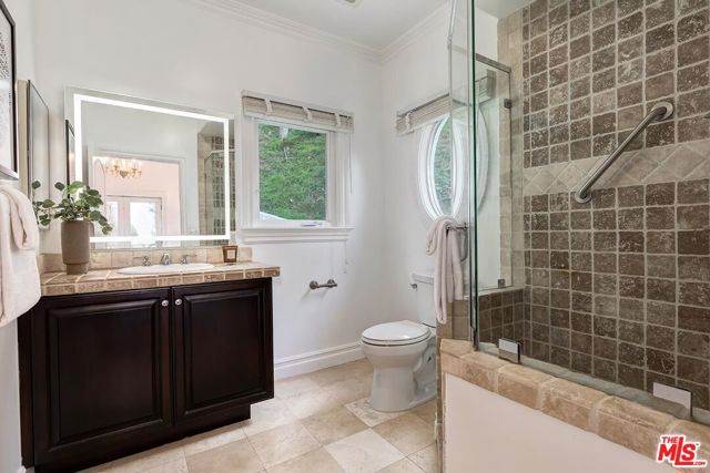 Image 26 of 43 For 732 Saint Katherine Drive