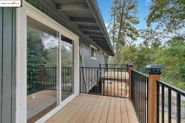 Image 19 of 25 For 15395 Lake Arthur Rd