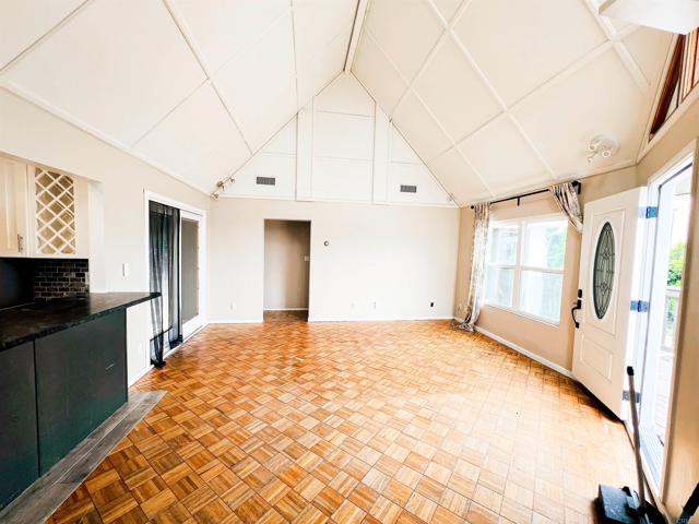 Detail Gallery Image 27 of 40 For 3943 Ingraham St, San Diego,  CA 92109 - – Beds | – Baths