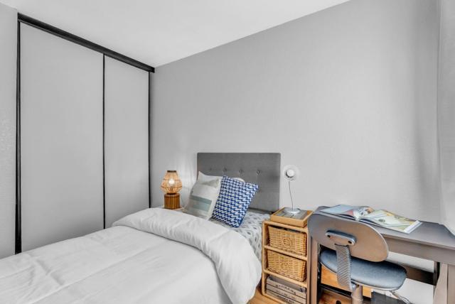 3550 Carter Drive, South San Francisco CA: https://media.crmls.org/mediaz/878e7113-b347-4d49-9ed0-1cf0805143b2.jpg