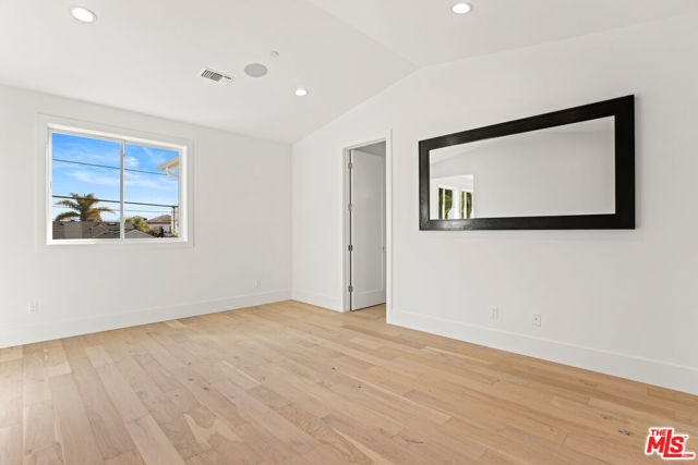 Drew Fenton | 744 Almar Avenue Pacific Palisades CA | MLS: 7446010 Drew Fenton | 744 Almar Avenue Pacific Palisades CA | MLS: 7446010