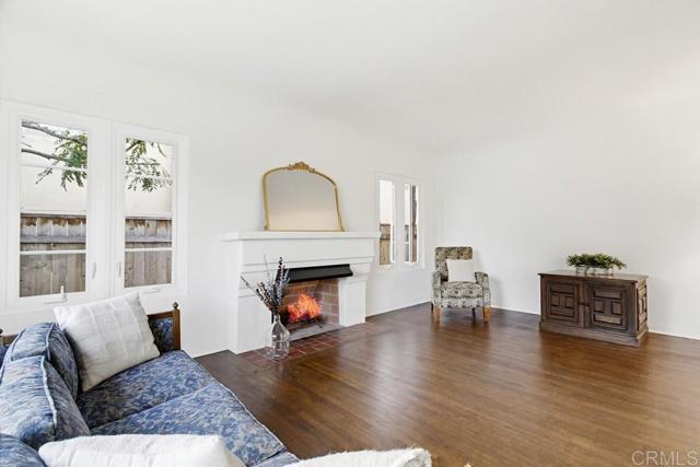 Detail Gallery Image 12 of 75 For 832 San Luis Rey, Coronado,  CA 92118 - 4 Beds | 3/1 Baths