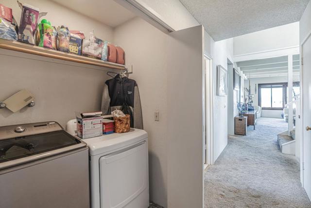 124 Surf Way, Monterey CA: https://media.crmls.org/mediaz/87902d1b-b824-4f4f-b217-1c6446fe8286.jpg