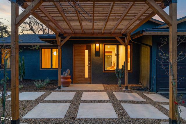 1107 S Rice Road, Ojai CA: https://media.crmls.org/mediaz/8790b1fb-eeea-45c9-956b-e4c0d3cd3430.jpg