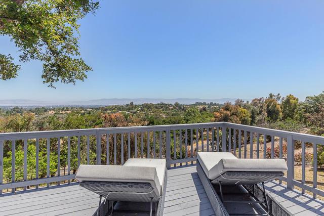13038 Vista Del Valle Court, Los Altos Hills CA: https://media.crmls.org/mediaz/8791592d-fa9f-4387-8460-85cec6dc4268.jpg