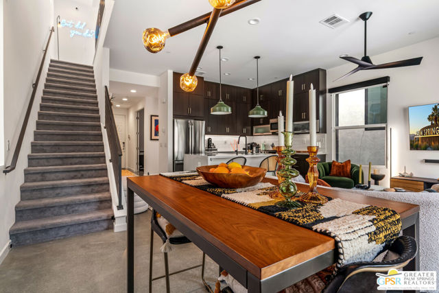 482 Paragon Loop, Palm Springs CA: https://media.crmls.org/mediaz/8791ac38-12ea-404c-9148-7ca34566d43a.jpg