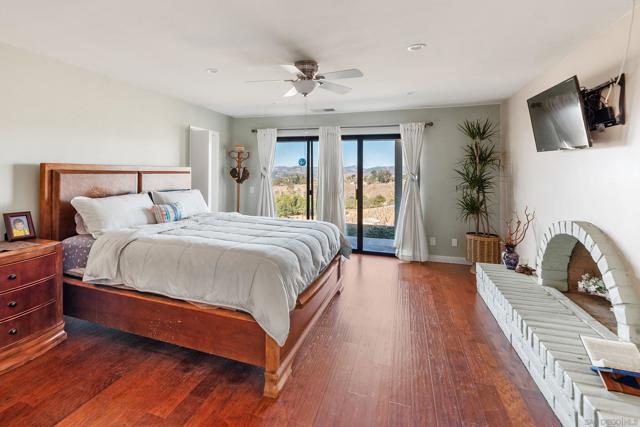Image 33 of 58 For 15349 Highland Valley Rd