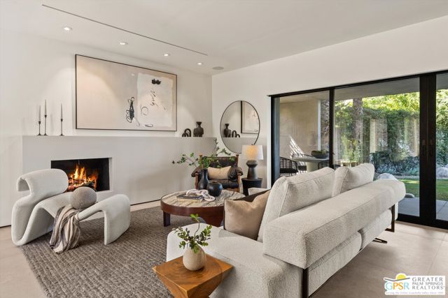 599 N Tercero Circle, Palm Springs, CA 92262