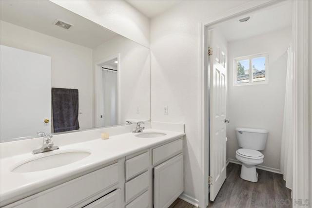 609 Jacks Creek Road, Escondido CA: https://media.crmls.org/mediaz/87936f41-7d55-43fe-b868-0dee7b686140.jpg