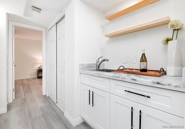 10400 Caminito Cuervo, San Diego CA: https://media.crmls.org/mediaz/87939b20-920b-4244-b487-daf2555786af.jpg