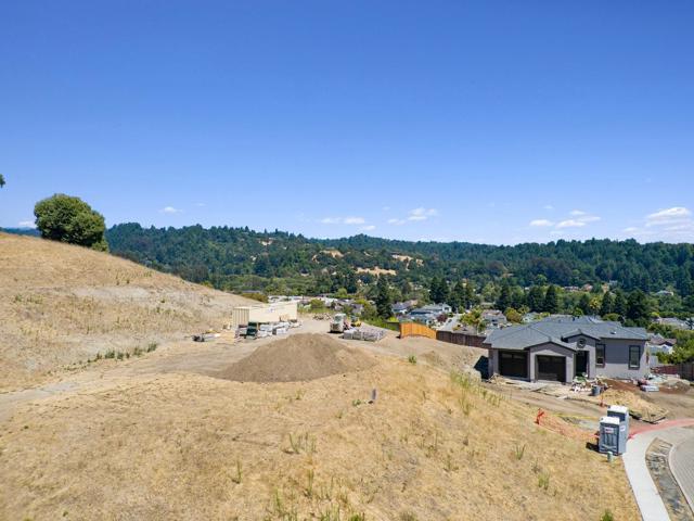 60 Indy Circle, Soquel CA: https://media.crmls.org/mediaz/8793a927-4232-466b-a17c-9fbdef64f0d0.jpg