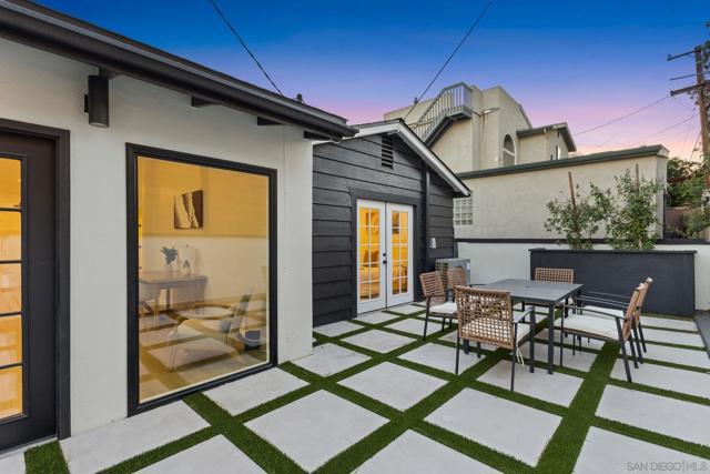 2128 Missouri St, San Diego CA: https://media.crmls.org/mediaz/87955540-6efb-4dcc-808e-bfc510f8ae62.jpg