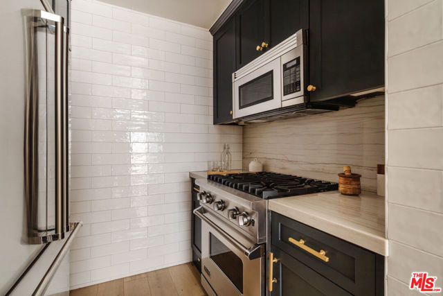 Drew Fenton | 11906 Gorham Avenue Los Angeles CA | MLS: 7169632