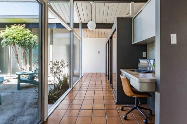 779 Holly Oak Drive, Palo Alto CA: https://media.crmls.org/mediaz/8795b4bd-f659-4234-ae85-50600af00667.jpg
