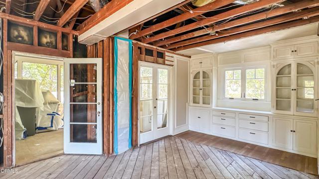 2560 Allen Avenue, Altadena CA: https://media.crmls.org/mediaz/87971ea2-7d28-442f-bb2a-7a3fe55683d9.jpg
