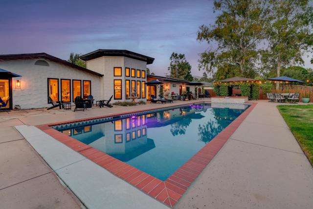 13555 Sagewood Dr, Poway CA: https://media.crmls.org/mediaz/87972b6c-e751-4b1e-87a3-b4d4269a1a3a.jpg