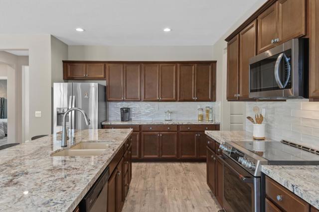 33039 Saint Emilion Court, Winchester CA: https://media.crmls.org/mediaz/87978731-4ae2-4f9c-ad84-8ed496212832.jpg