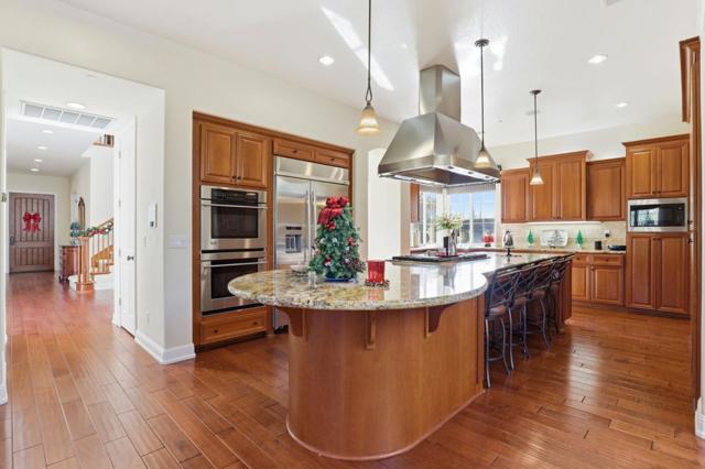 1625 Mission Avenida, Morgan Hill CA: https://media.crmls.org/mediaz/8797e406-915b-42e7-9a32-729245269934.jpg