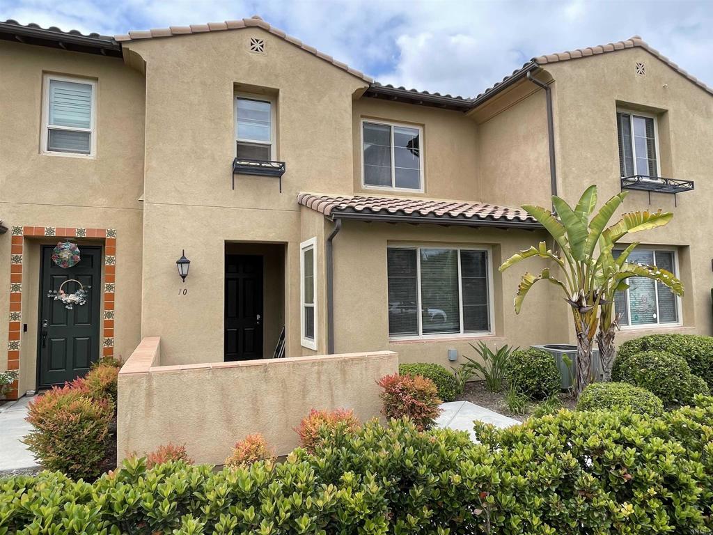 2208 Pasadena Court