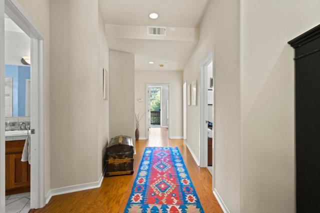 23185 Old Santa Cruz Highway, Los Gatos CA: https://media.crmls.org/mediaz/8798f29f-439b-40e0-9a06-4c5e8490b14c.jpg