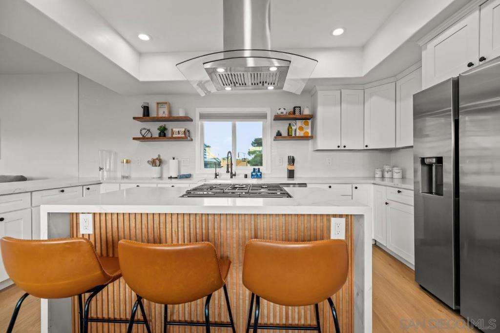 727 Ostend Ct - photo 2