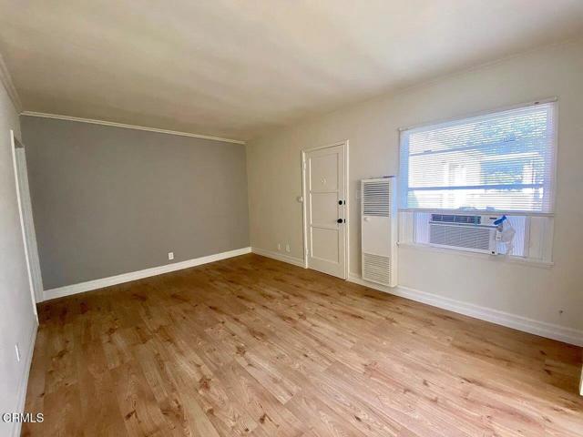 1420 E Wilson Avenue, Glendale CA: https://media.crmls.org/mediaz/879b9f9d-00d8-4be6-b238-755badb88027.jpg