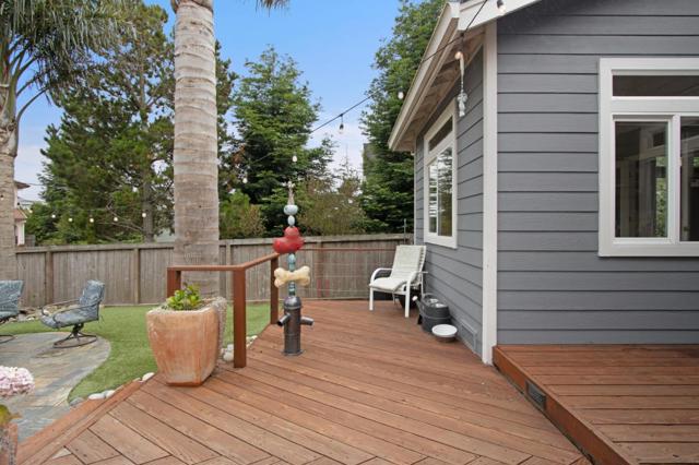 422 Montecito Avenue, El Granada CA: https://media.crmls.org/mediaz/879cd2e5-080e-401c-8f92-cad876ab2260.jpg