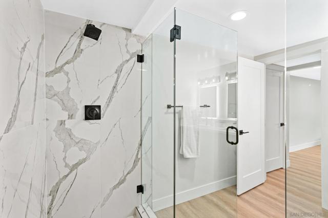 1160 Erica St, Escondido CA: https://media.crmls.org/mediaz/879d1597-a65b-4455-9f97-c51f54691491.jpg