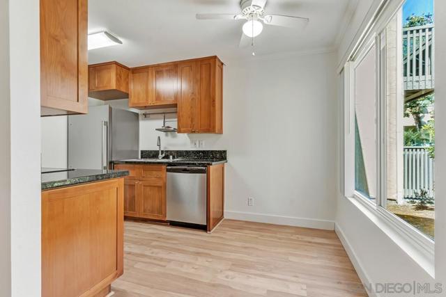 8521 Villa La Jolla Drive, La Jolla CA: https://media.crmls.org/mediaz/879d7c23-64e0-4f46-96f4-63a411a156c3.jpg