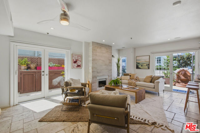 2 Bed Home for Sale in Los Angeles, California