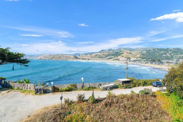 1207 Danmann Avenue, Pacifica CA: https://media.crmls.org/mediaz/879dcdb5-2108-4dd4-8e84-1b639183261b.jpg