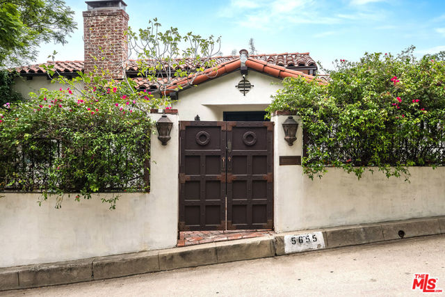 Image 2 for 5655 Briarcliff Rd, Los Angeles, CA 90068