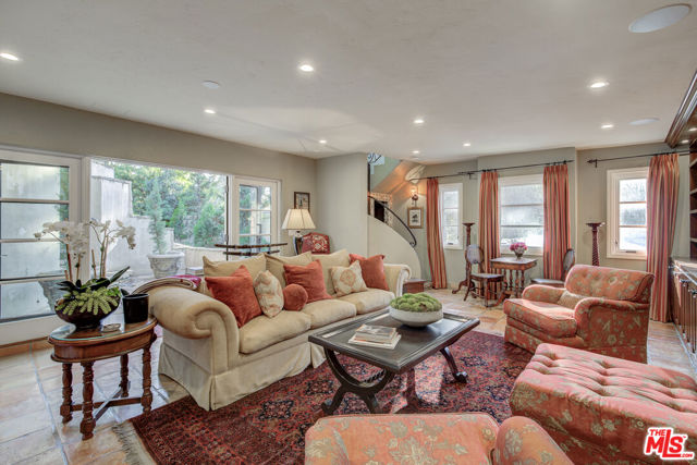 2880 NICHOLS CANYON Road, Los Angeles CA: https://media.crmls.org/mediaz/879efb75-2d20-493d-912a-e1478ddd8405.jpg