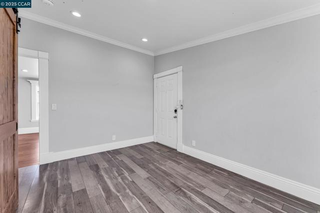 189 Suez Dr, Pacheco CA: https://media.crmls.org/mediaz/879f46f0-2dab-45ae-878e-535bffed2674.jpg
