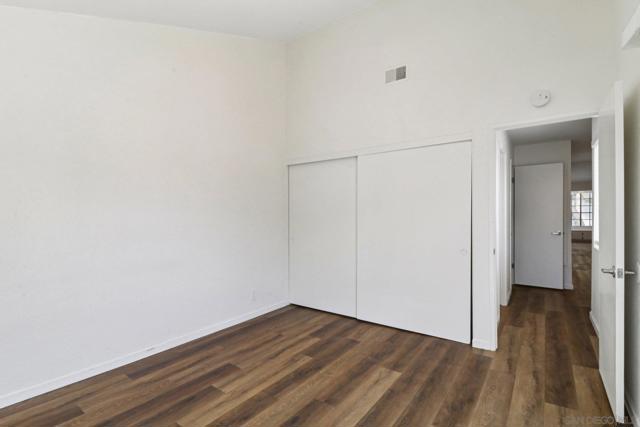4064 Crystal Dawn Ln, San Diego CA: https://media.crmls.org/mediaz/879f52f5-2e5c-47f0-9f43-60b2bd665423.jpg