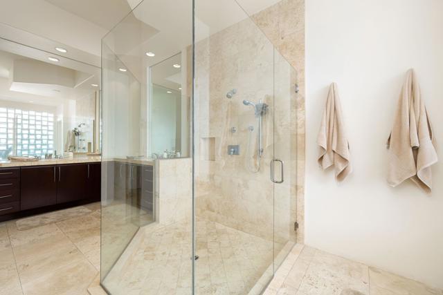79935 Via Maravilla, La Quinta CA: https://media.crmls.org/mediaz/879f8556-5815-4599-9376-06cceb57c724.jpg