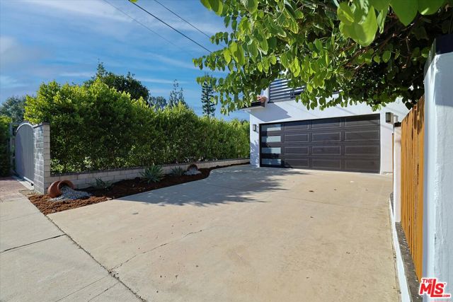 Image 2 for 22555 Califa St, Los Angeles, CA 91367
