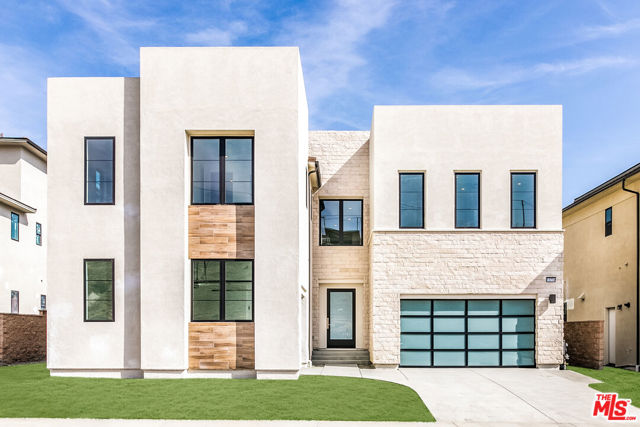 11770 N Hillsborough Lane, Porter Ranch CA: https://media.crmls.org/mediaz/87a103fb-3938-4f57-9c8f-a49c45759228.jpg