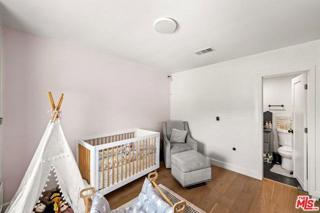 3871 Roxton Avenue, Los Angeles CA: https://media.crmls.org/mediaz/87a37195-9e81-453c-a034-1c9cc78f9820.jpg