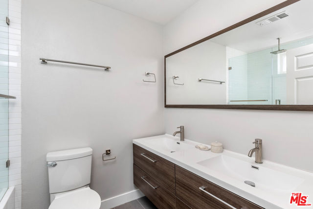1240 24th Street, 1 photo 8