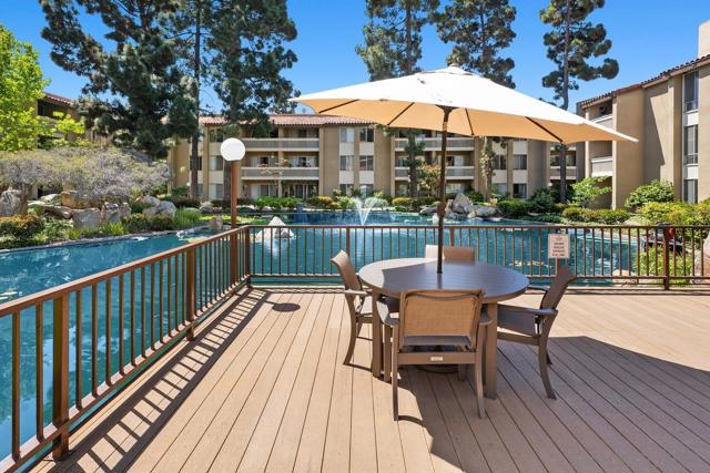 1855 Diamond St, San Diego CA: https://media.crmls.org/mediaz/87a486c1-9825-48fe-b469-7e926bf1b6e4.jpg