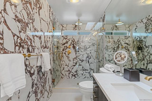 1521 Kettner Blvd, San Diego CA: https://media.crmls.org/mediaz/87a4d80a-4c39-4734-beba-a6e6f7aa7900.jpg